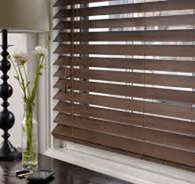 Collinear Blinds